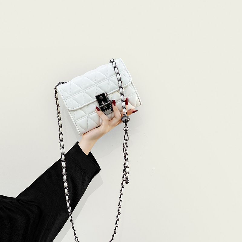 Csúcskategóriás Női Őszi És Téli 2023 Új Textúrájú Rúzstáska Retro Crossbody Mini Lánctáska Trend