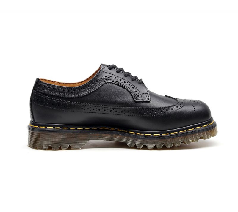 Klasszikus 5 Lyukú Bőr Martin Csizma Brogue Cipő Férfi Faragott Design Lapos És Női Nagy Méret