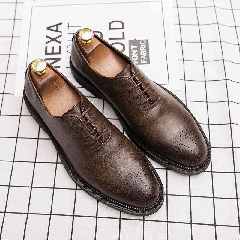 New Fashion Plus Size Formális Oxfordi Cipők Férfi Brogues Alkalmi Ruha Üzleti Divatos