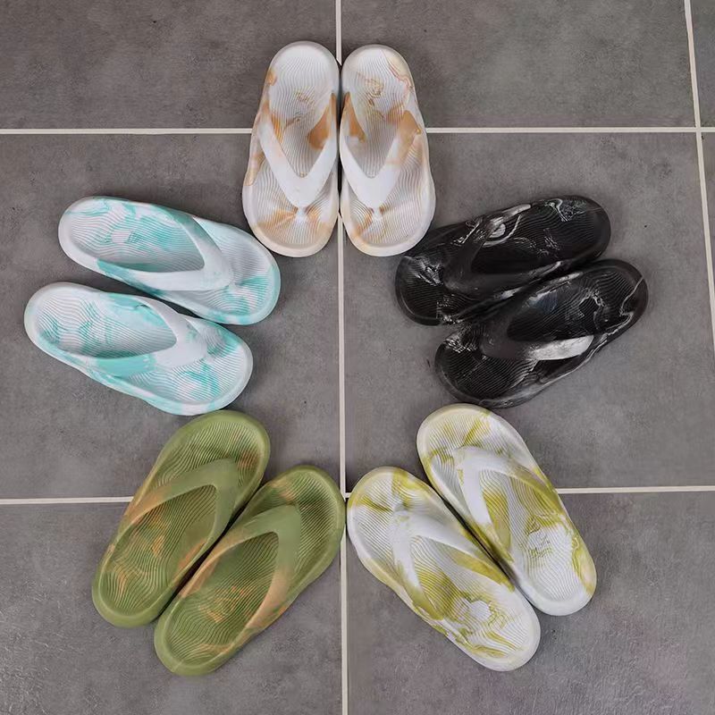 Flip Flops Férfi Nyári Új Streamer Gradiens Vegyes Színű Vastag Alsó Trendi Puha Csúszásmentes Szandál Papucs Cipő