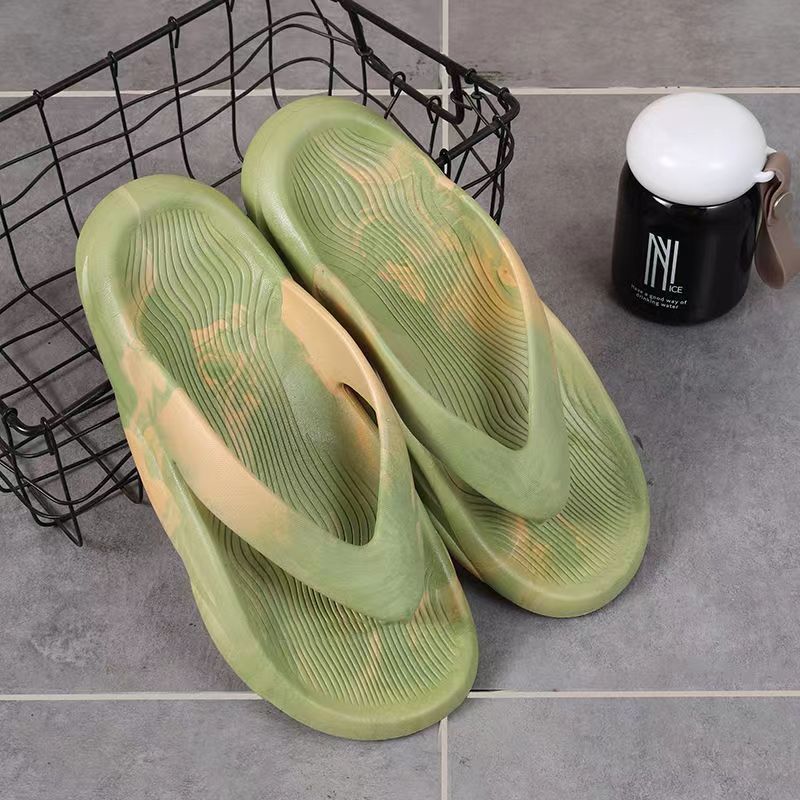 Flip Flops Férfi Nyári Új Streamer Gradiens Vegyes Színű Vastag Alsó Trendi Puha Csúszásmentes Szandál Papucs Cipő